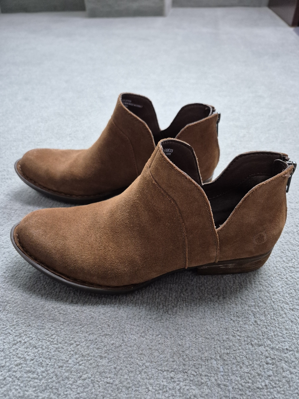 Born Suede Boots/Booties in Chestnut 7.5M